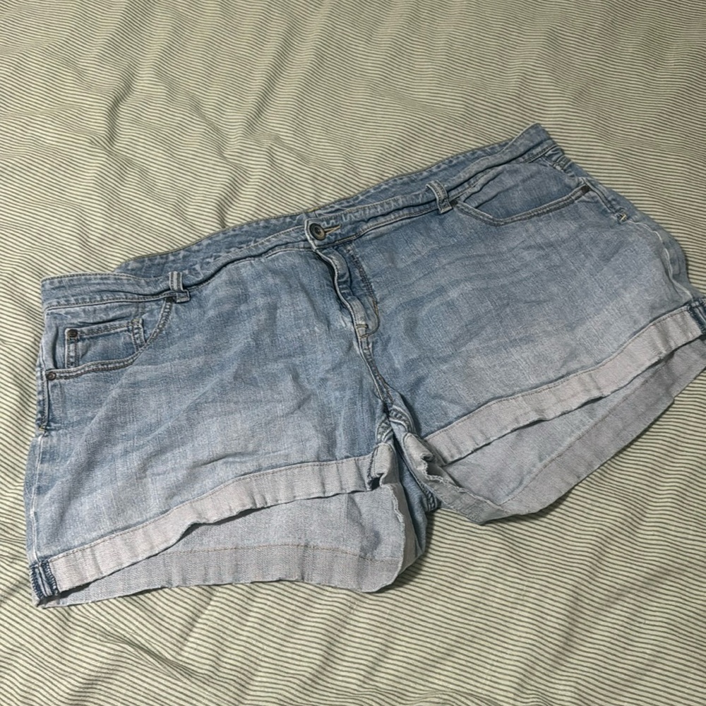 Old Navy size 20 denim shorts